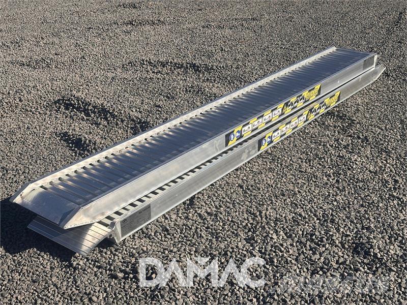  DAMAC RA.100X30 Costruzioni - Altro