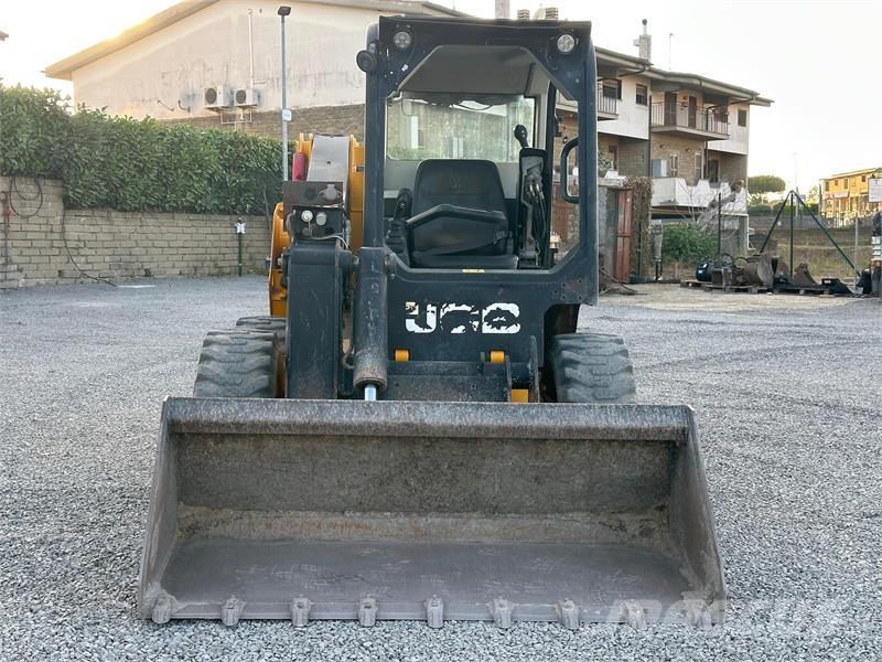 JCB 225 Mini Pale Gommate