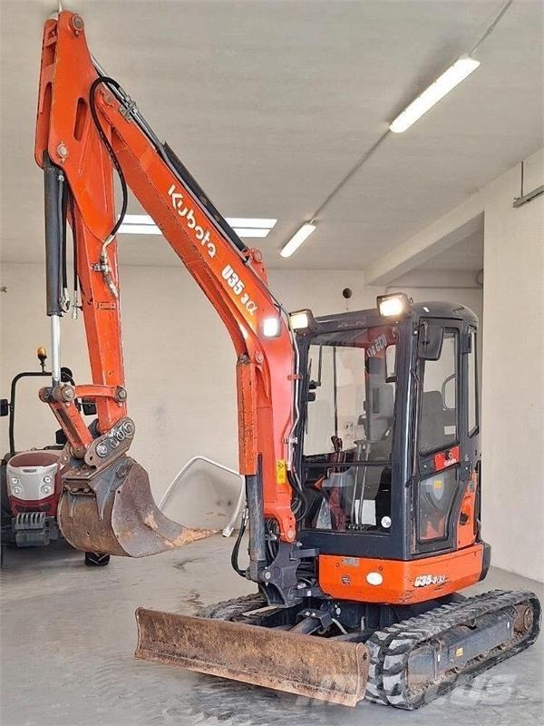 Kubota U35-3a3 Miniescavatori