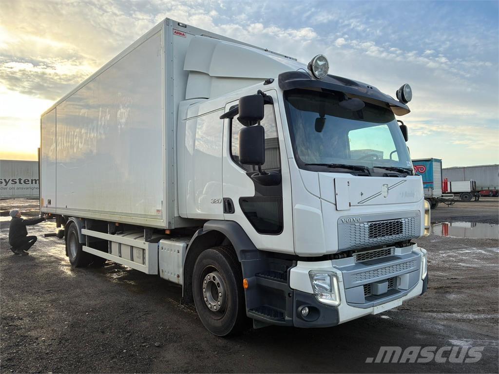 Volvo FE320 Camion cassonati