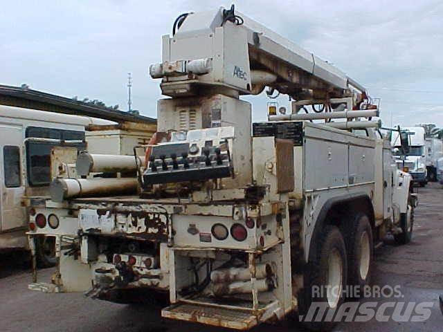 Altec D1000BR Autocarro per perforatrice mobile