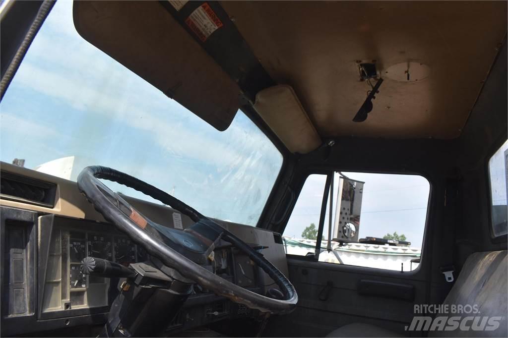 Altec D1090TR Autocarro per perforatrice mobile