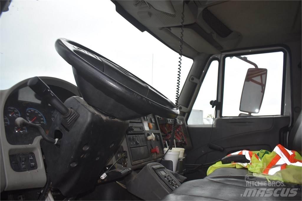 Altec D3060ATR Autocarro per perforatrice mobile
