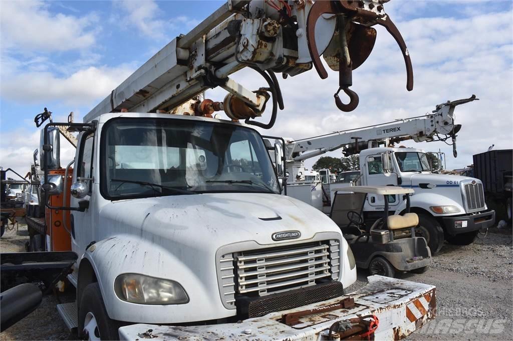 Altec D945B Autocarro per perforatrice mobile