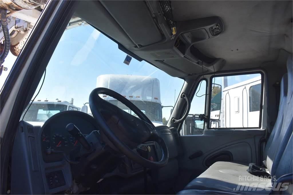 Altec DM47TR Autocarro per perforatrice mobile