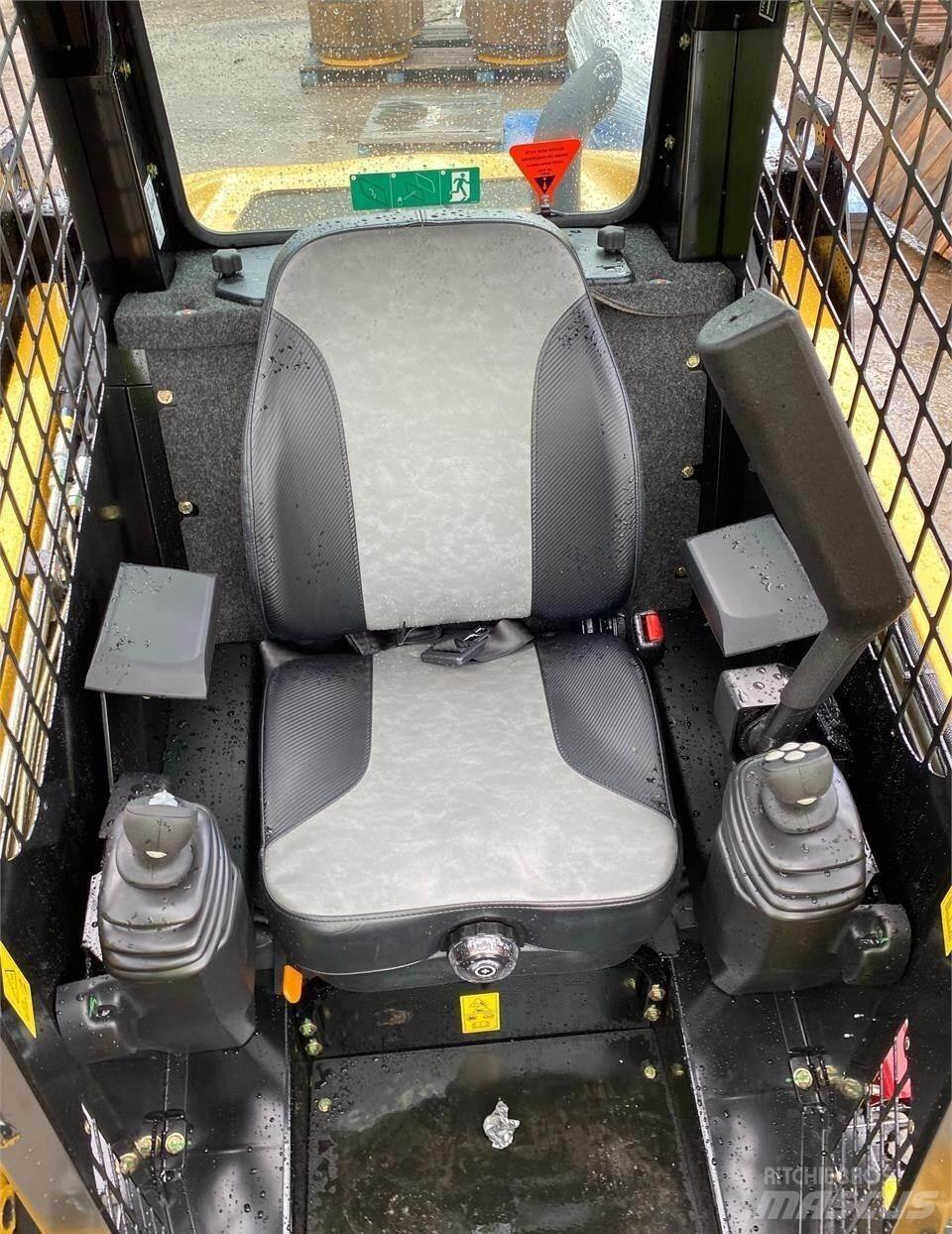 ASV POSI-TRACK RT40 Mini Pale Gommate