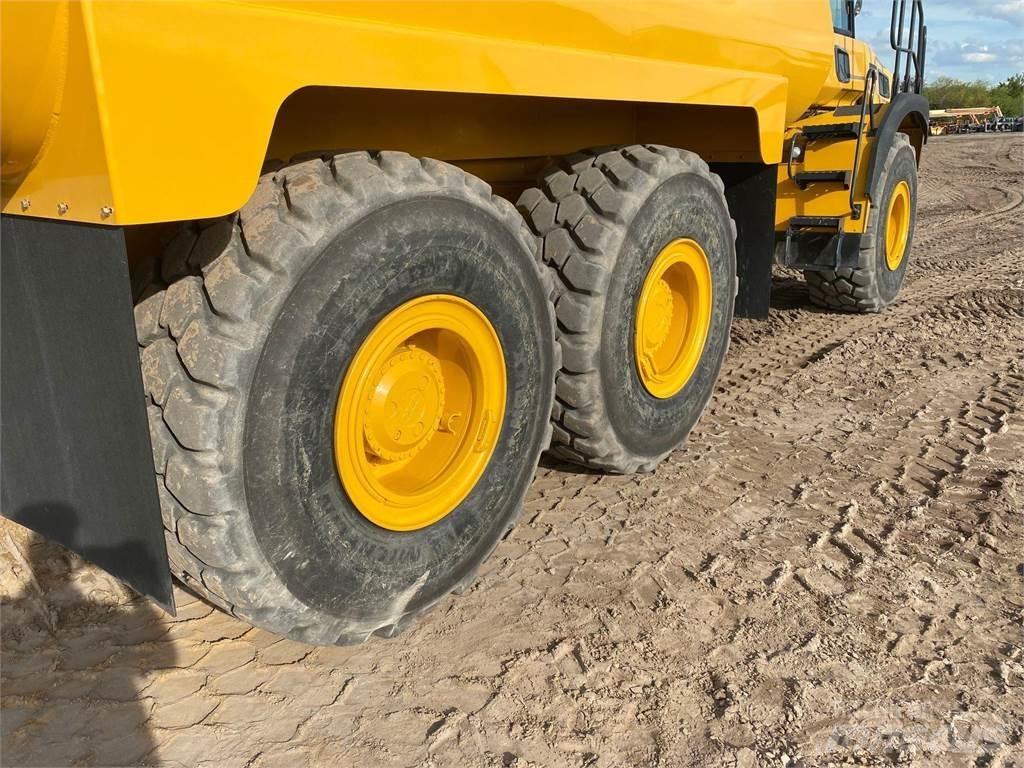 Bell B30E Autocisterne