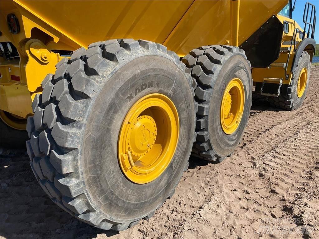 Bell B30E Dumpers articolati