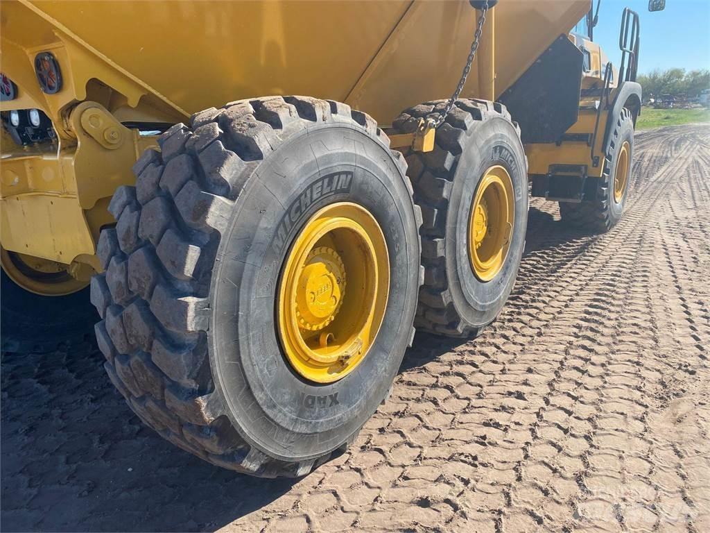 Bell B30E Dumpers articolati