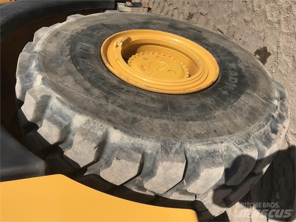 Bell B45E Dumpers articolati