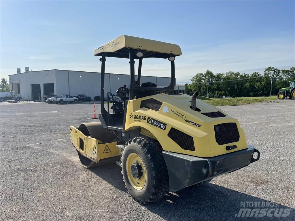 Bomag BW145D-5 Rulli a doppio tamburo