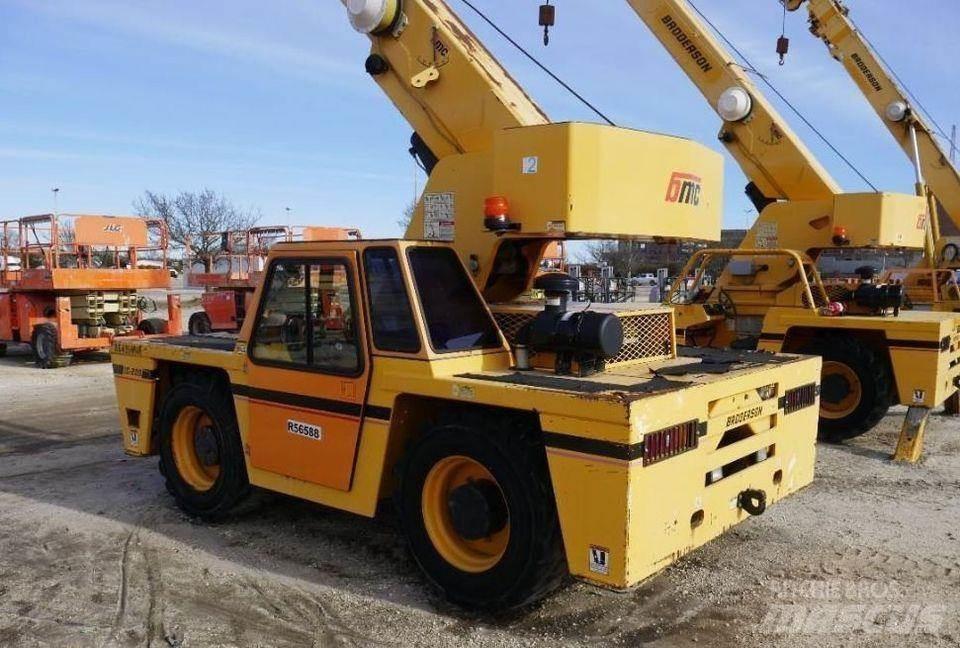 Broderson IC200 Gru per terreni difficili