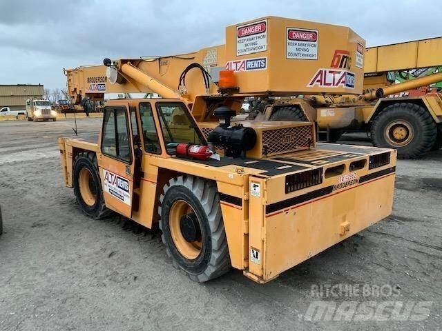Broderson IC250-3C Gru per terreni difficili