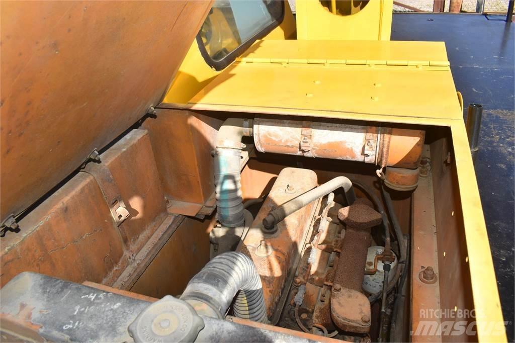 CASE 3330B Gru per terreni difficili