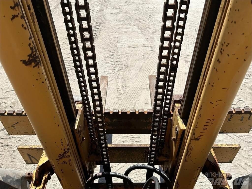 CASE 585E Elevatore per esterni