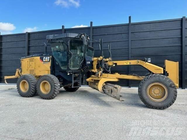 CAT 120 Motorgraders