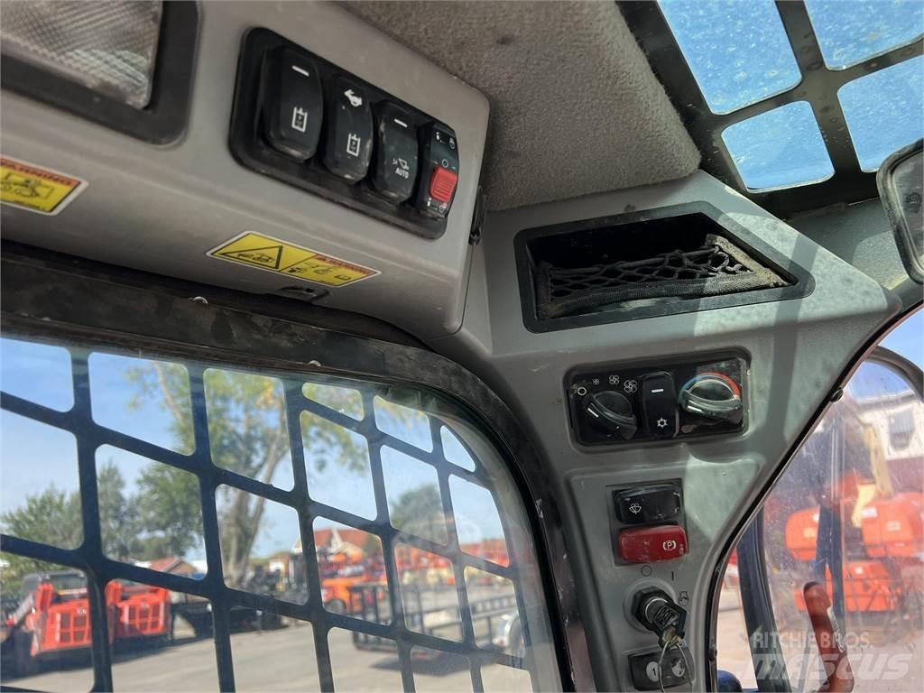 CAT 289D3 Mini Pale Gommate