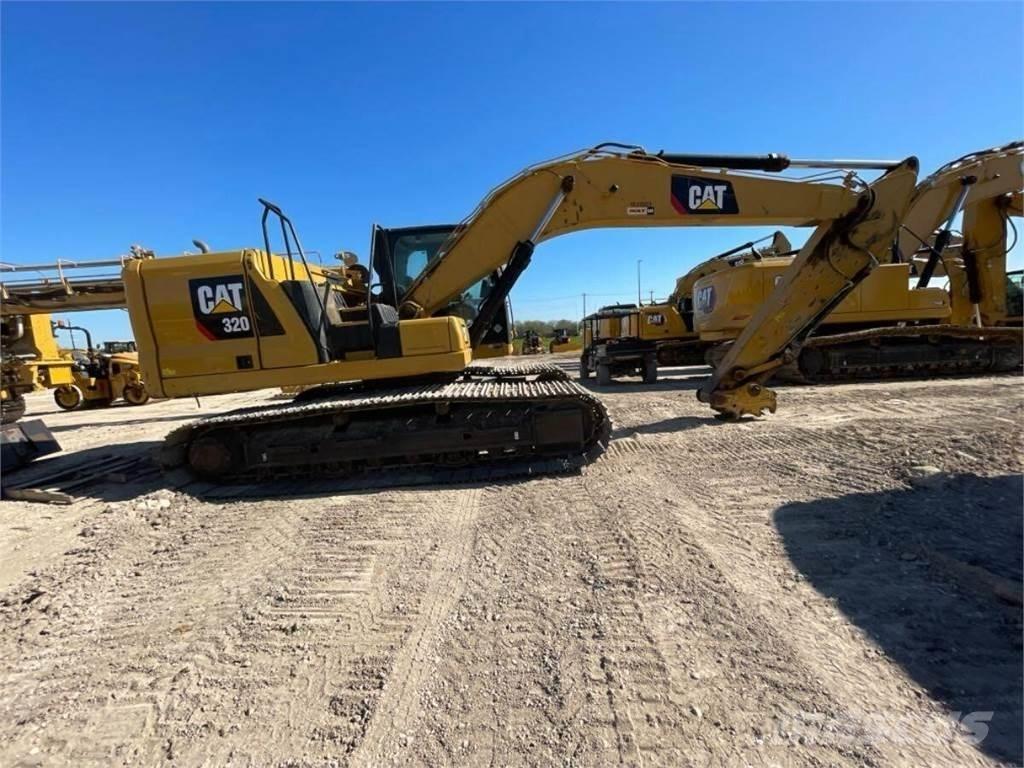 CAT 320 Escavatori cingolati