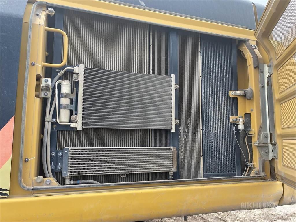 CAT 349FL Escavatori cingolati