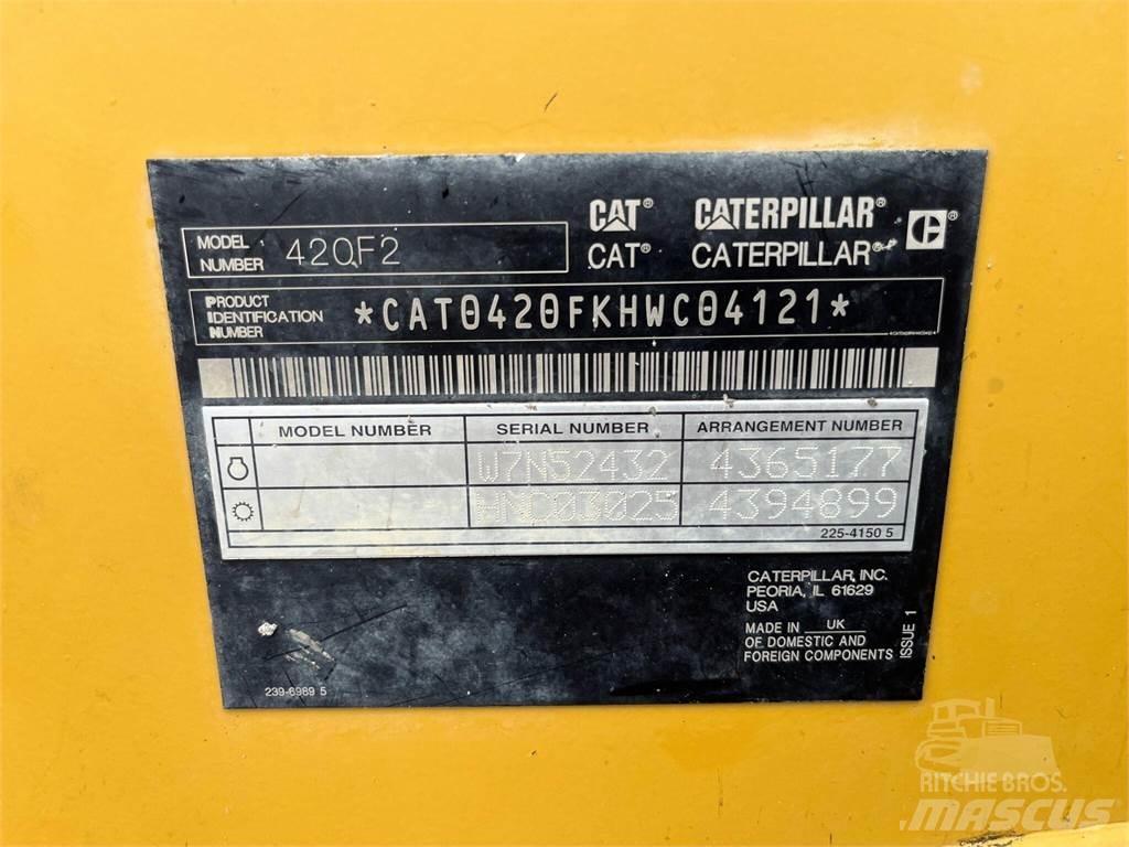 CAT 420F2 Terne
