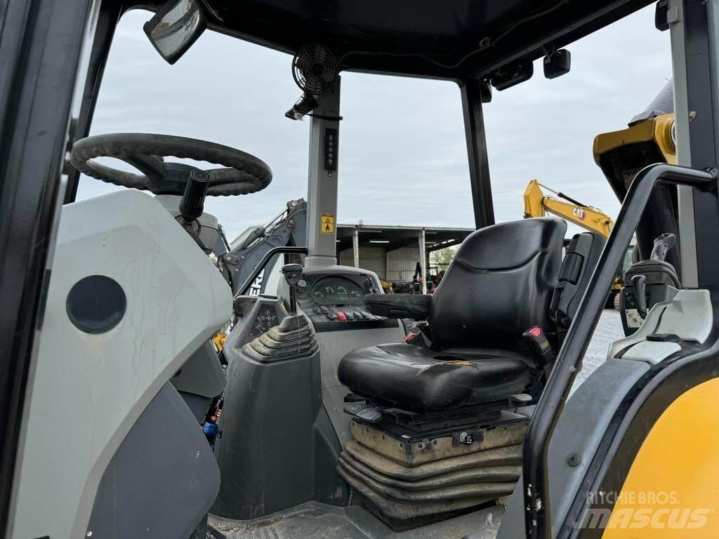 CAT 420F2 Terne