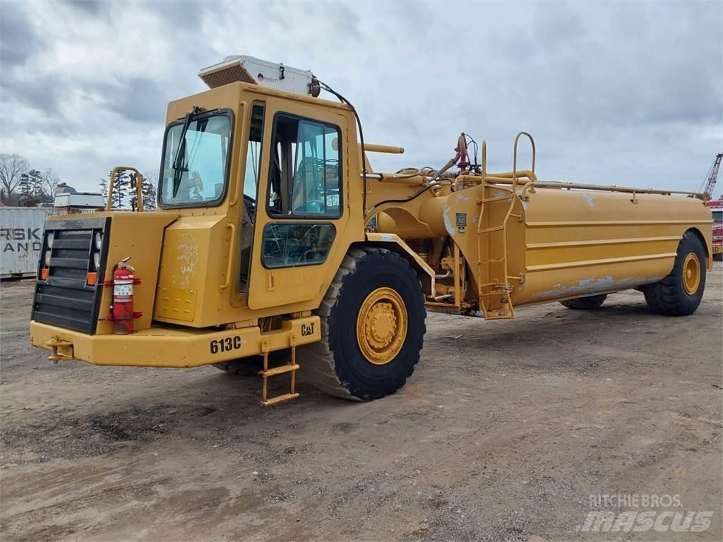 CAT 613C Rimorchi cisterna