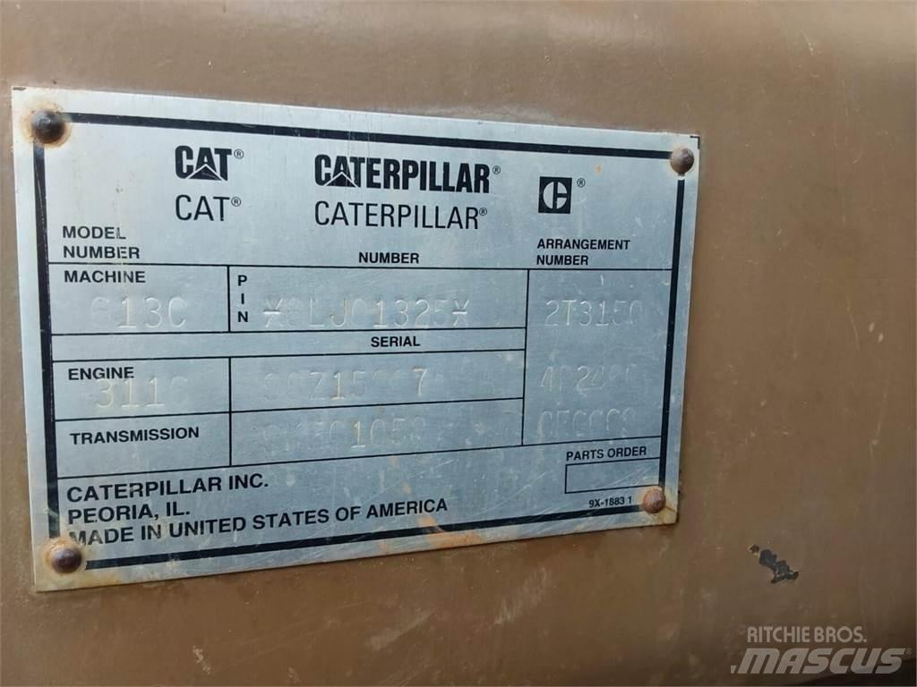 CAT 613C Rimorchi cisterna