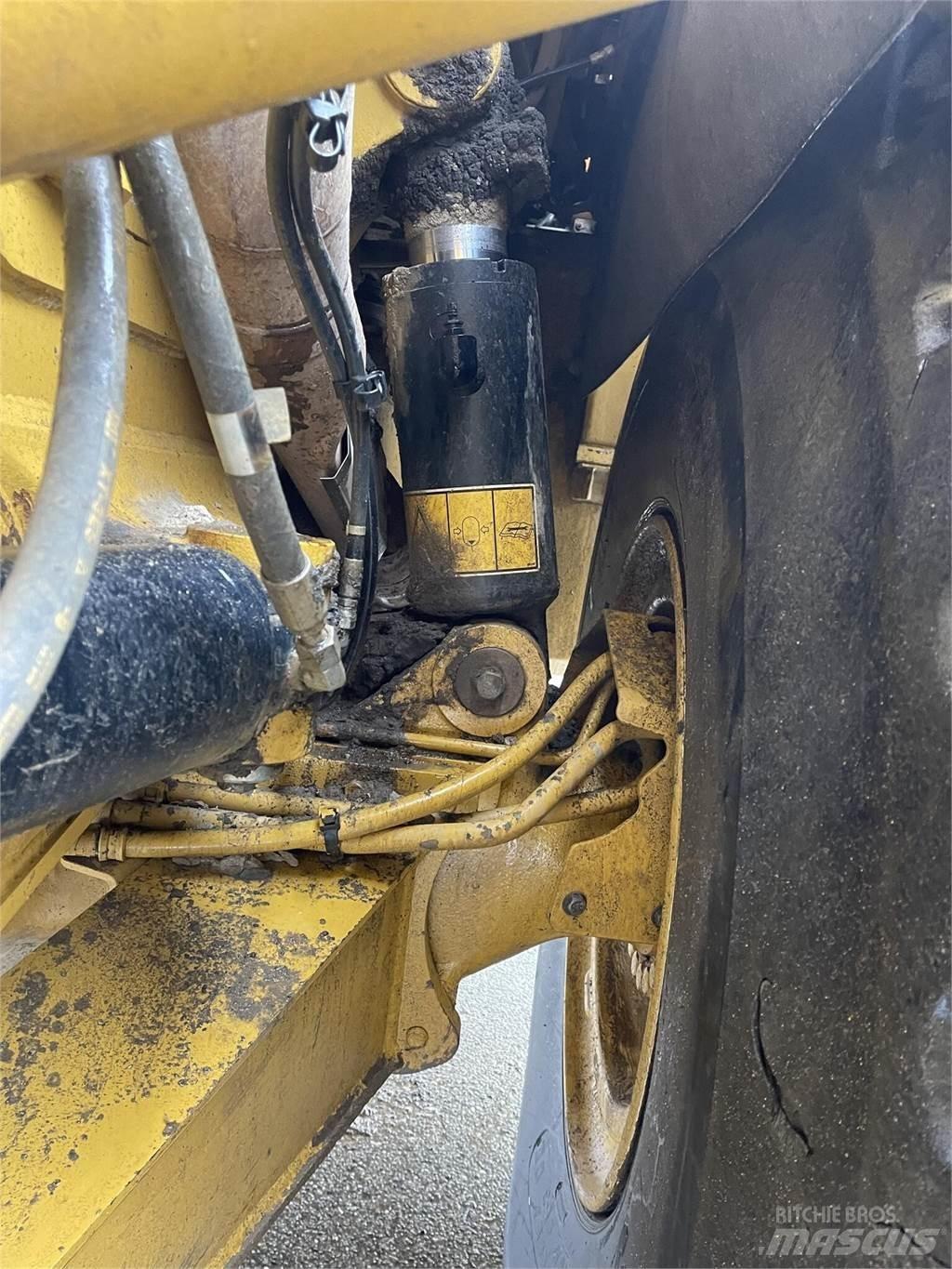 CAT 745C Dumpers articolati