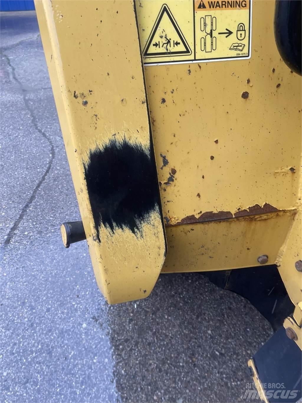 CAT 745C Dumpers articolati