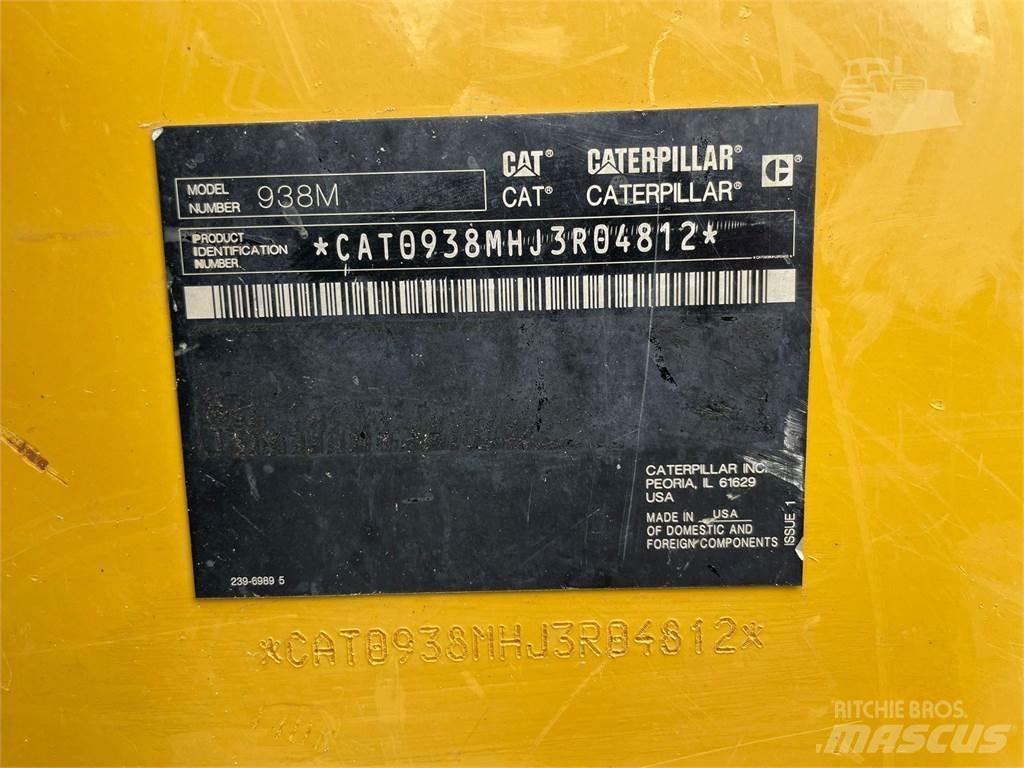 CAT 938M Pale gommate