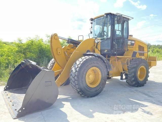 CAT 938M Pale gommate