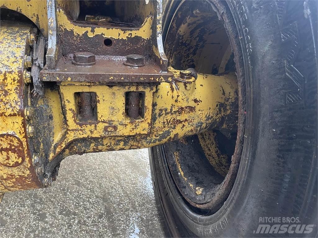 CAT 950H Pale gommate