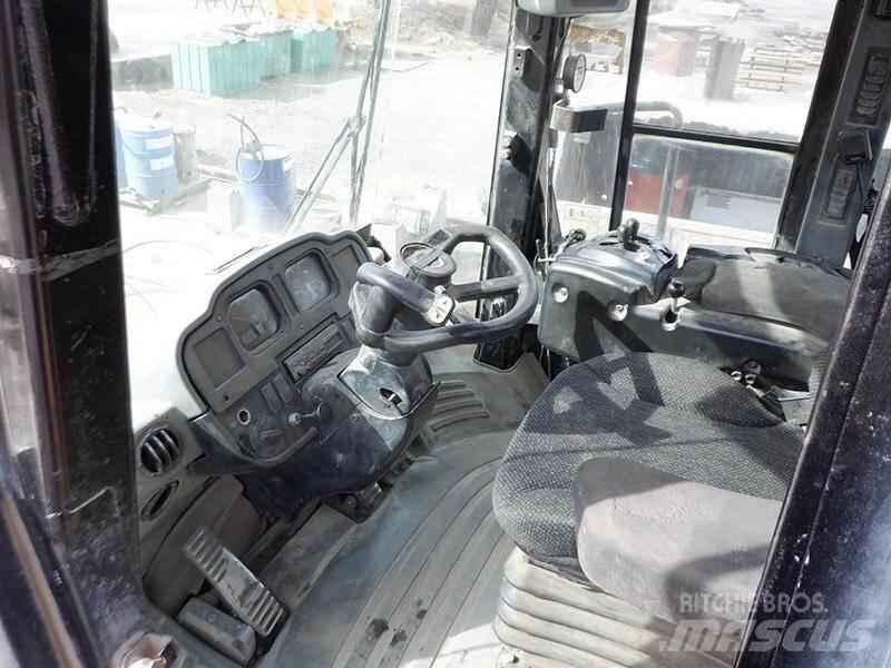 CAT 980G Pale gommate