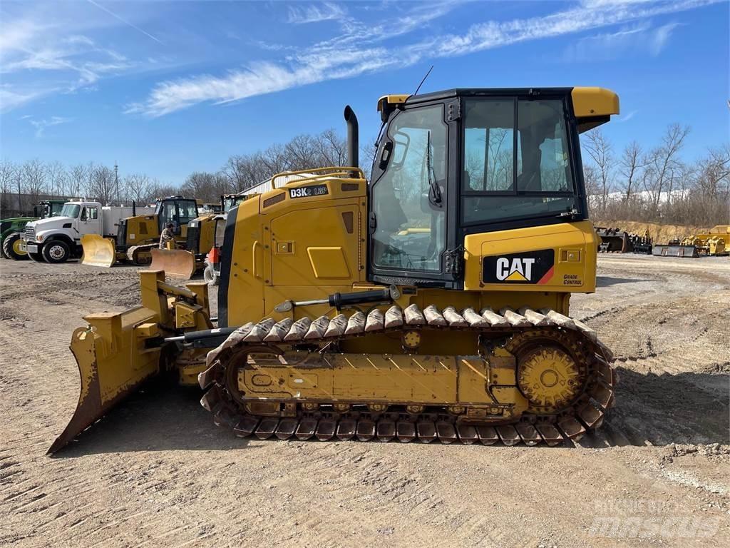 CAT D3K2 LGP Dozer cingolati