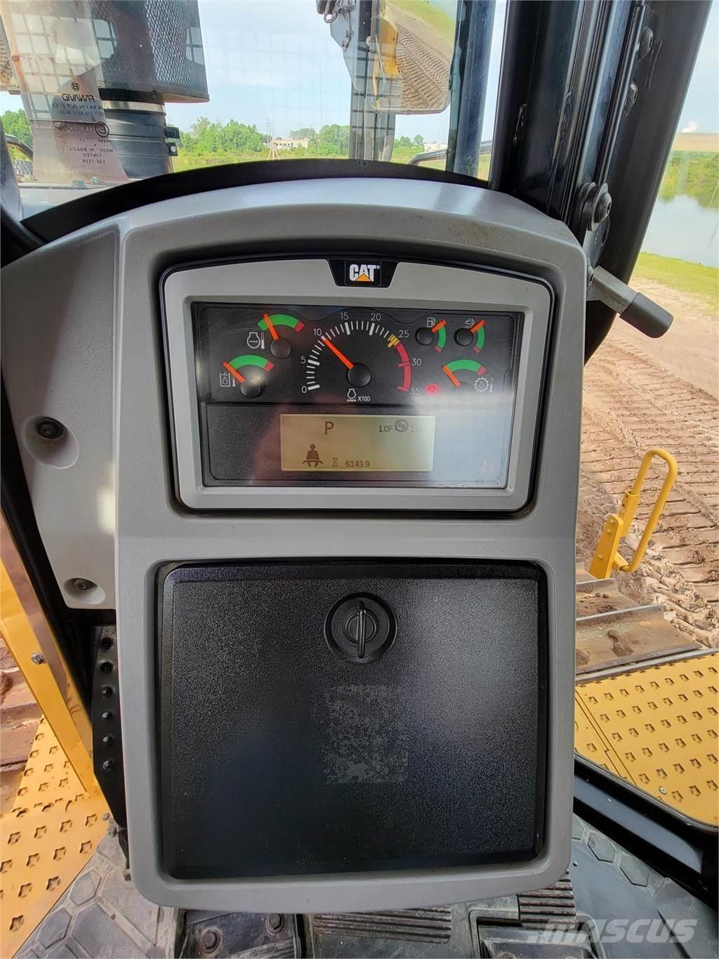 CAT D8T Dozer cingolati