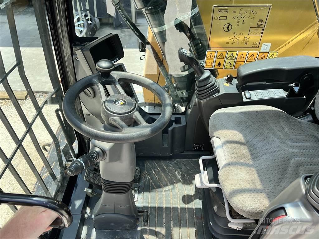 CAT MH3022 Movimentazione rifiuti