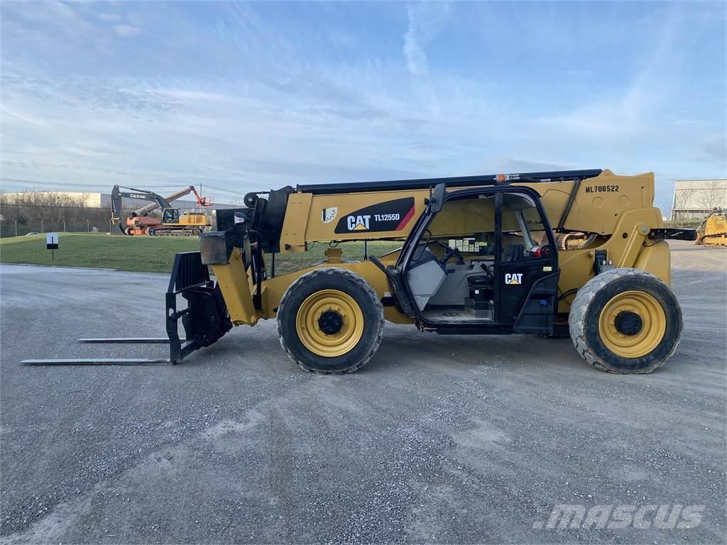 CAT TL1255D Sollevatori telescopici