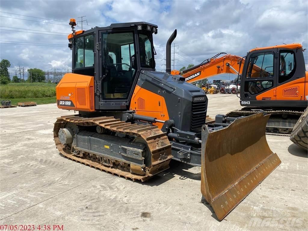 Develon DD100 Dozer cingolati