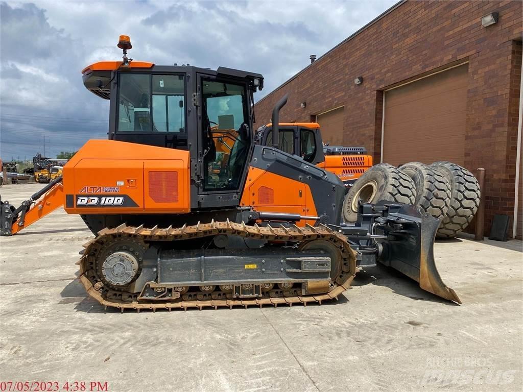 Develon DD100 Dozer cingolati