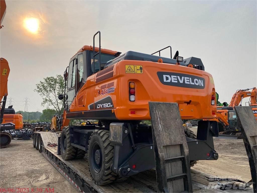 Develon DX190W-5 Escavatori gommati