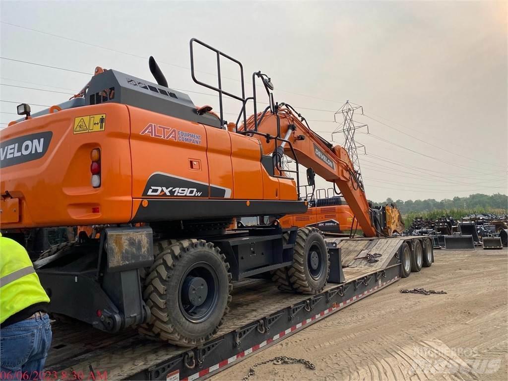 Develon DX190W-5 Escavatori gommati