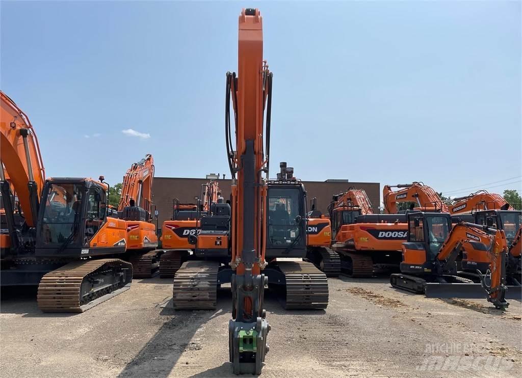Develon DX225 LC-7 Escavatori cingolati