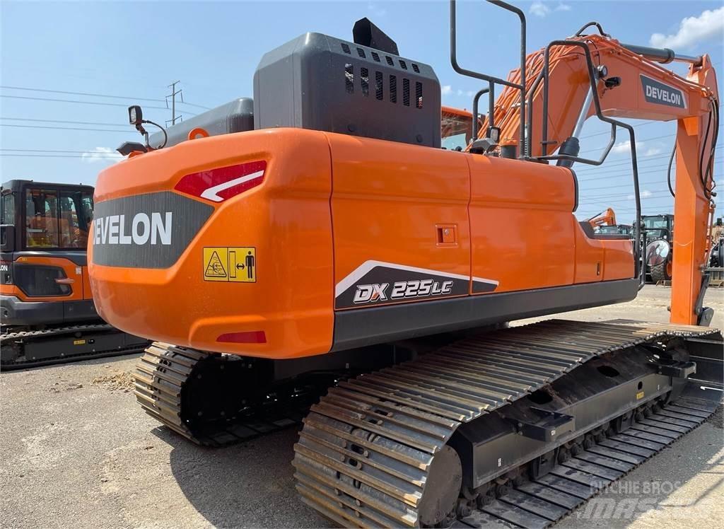 Develon DX225 LC-7 Escavatori cingolati