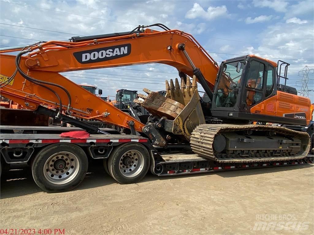 Develon DX300 LC-5 Escavatori cingolati