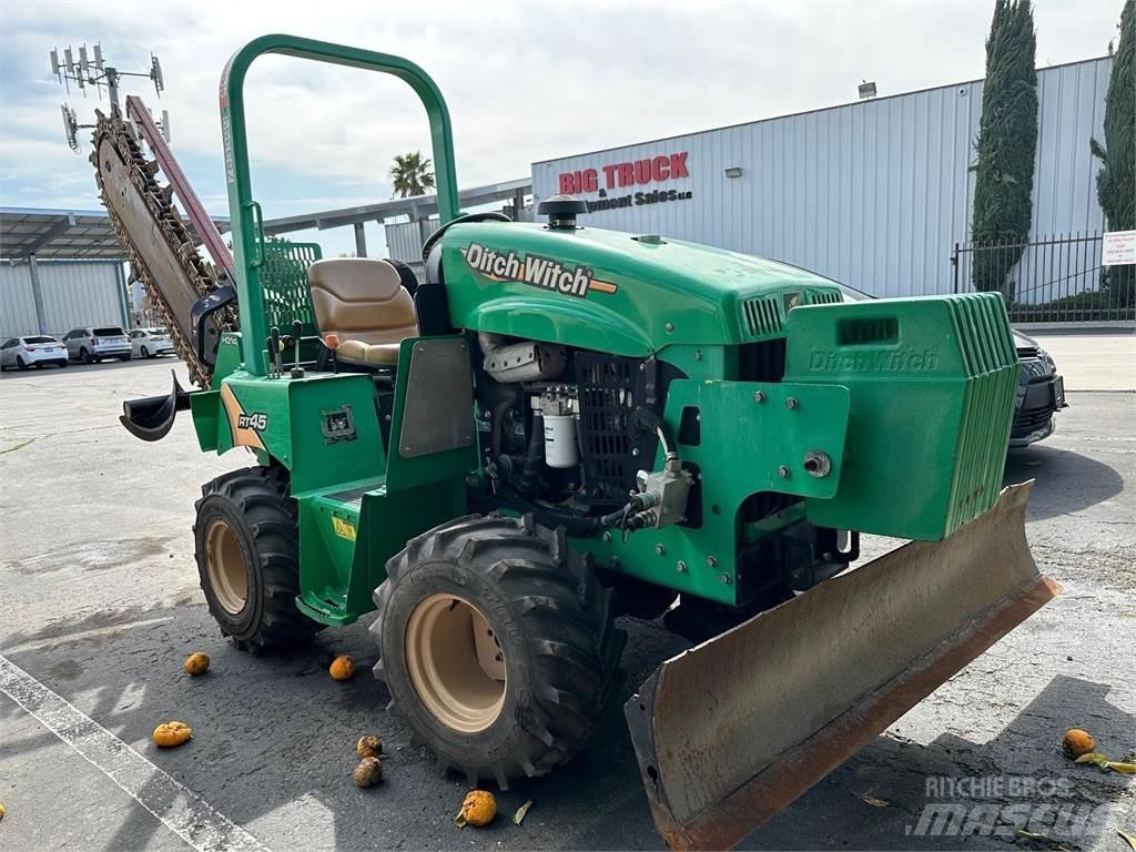 Ditch Witch RT45 Scavafossi