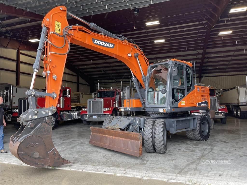Doosan DX140W-5 Escavatori gommati