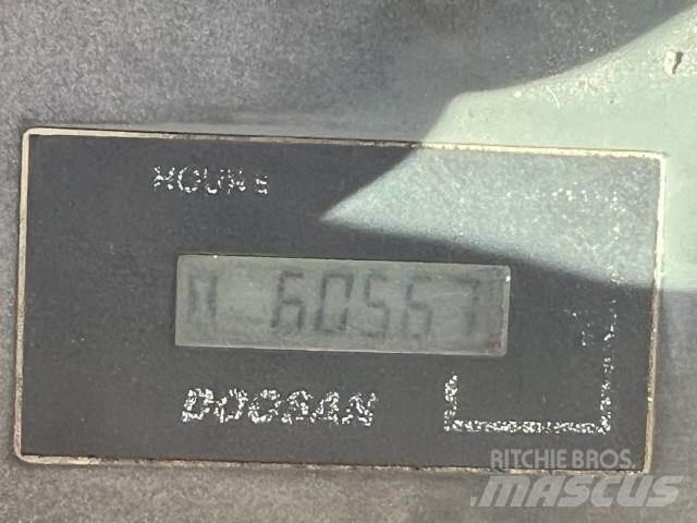 Doosan DX225 LC Escavatori cingolati