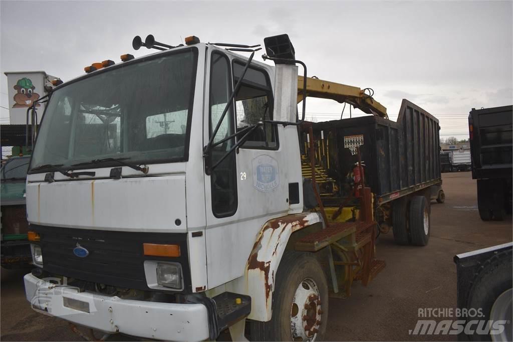 Ford CF8000 Autogru