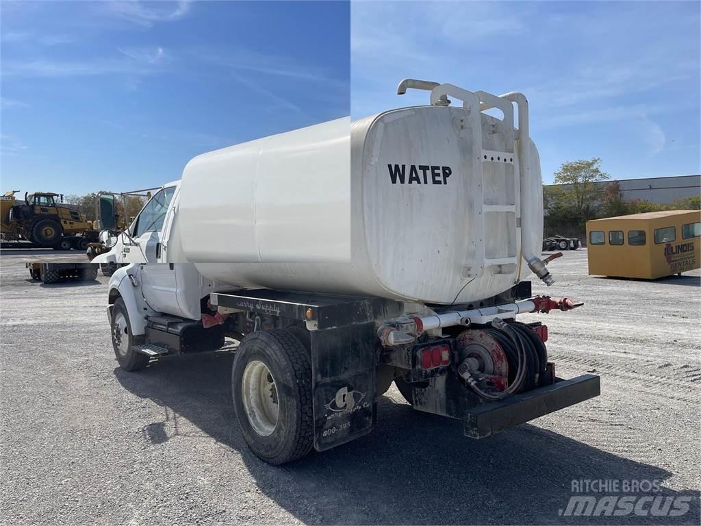 Ford F650 XL SD Autocisterne