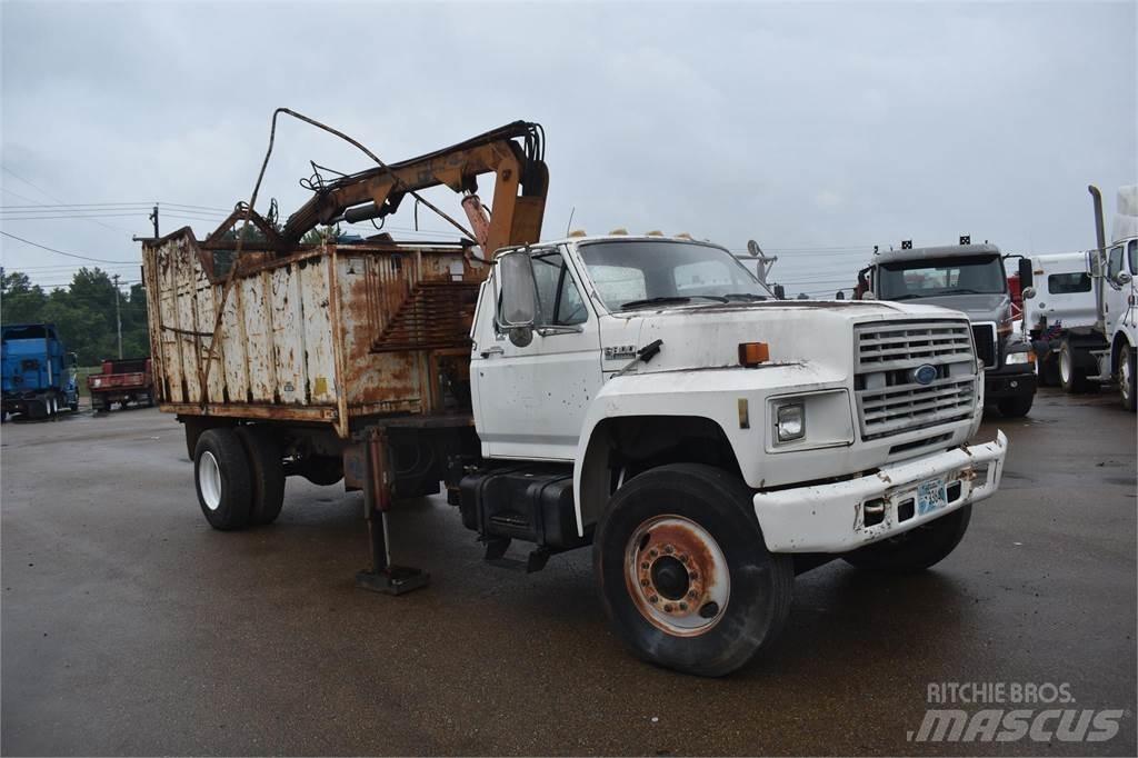 Ford F800 Autogru